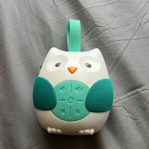 Skip hop stroll & go portable owl baby soother